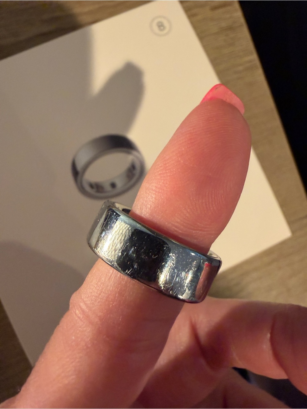 Oura Ring 4 Silver Size 8 - Picture 8 of 9
